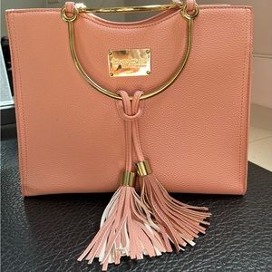 Bebe Handbag Shoulder Bag Bolso Bebe Purse Handbag Bebe. 
Brand new 
Bolso Nuevo